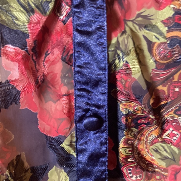 Victorias Secret vtg nightshirt - Picture 5 of 12